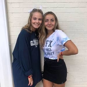 Meet your Posher, Robyn